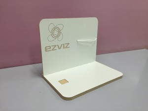 toote stend-alus vineerist  